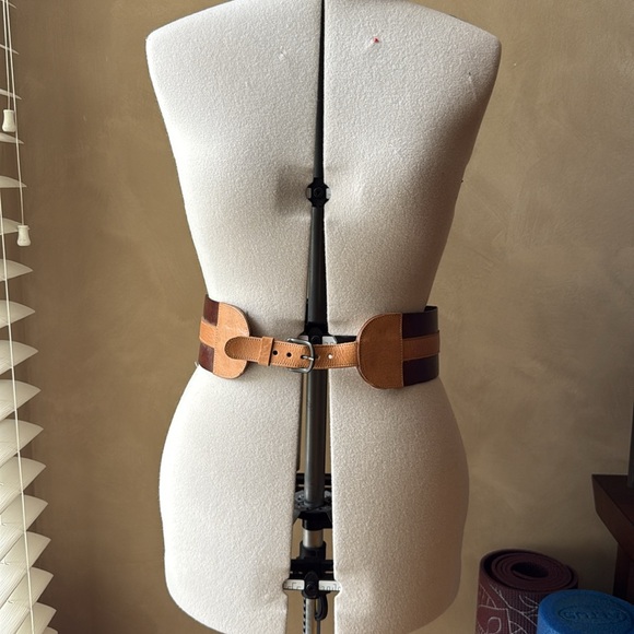Motif 56 L-ada belt main image 7